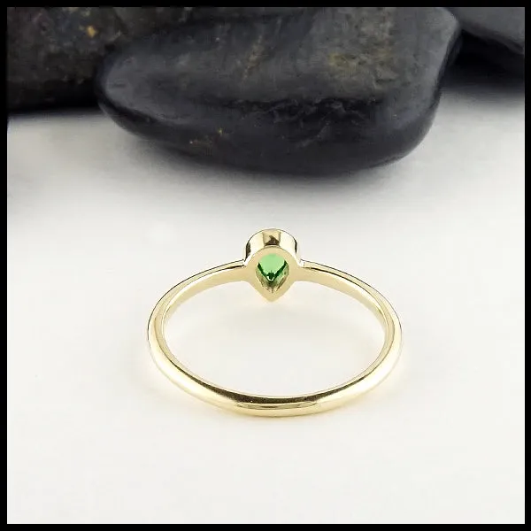 Teardrop Tsavorite Ring in Yellow Gold