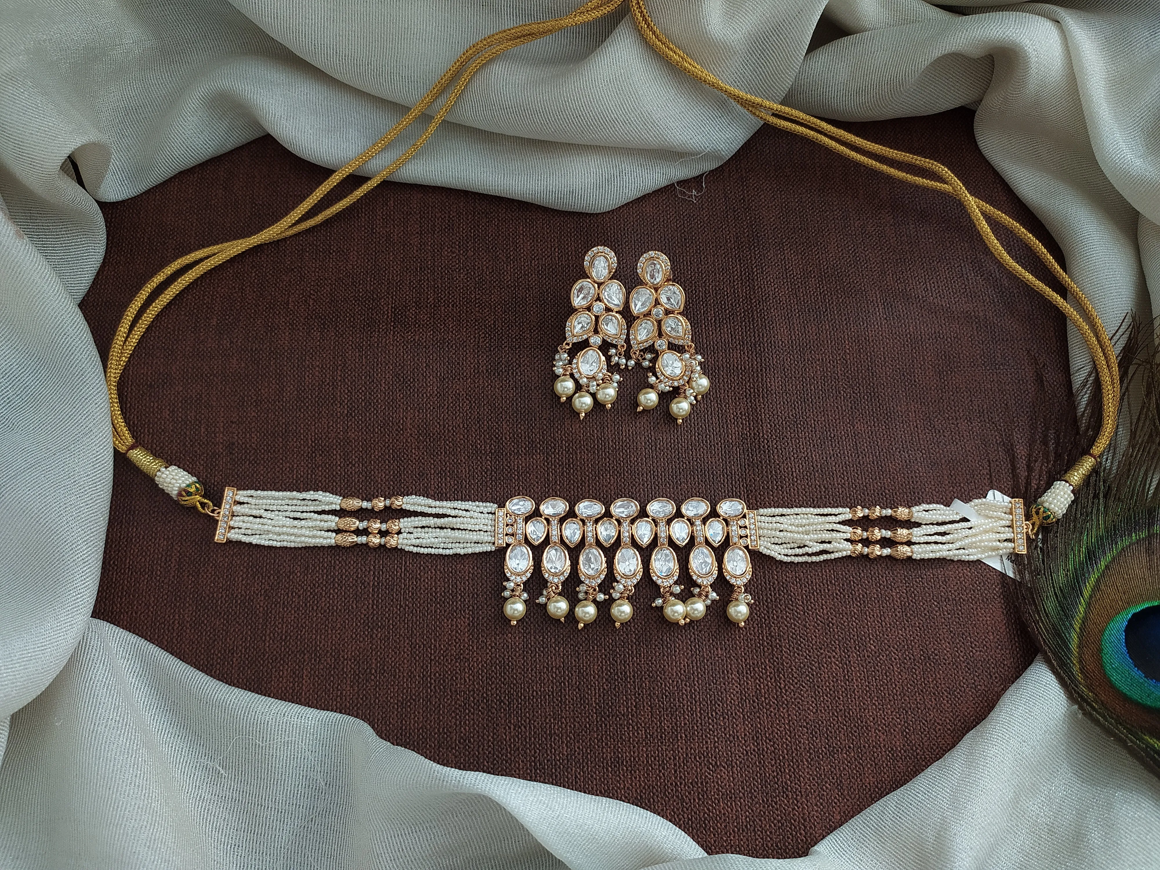 Uncut Kundan Simple Choker Set with Pearl Bunches