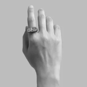 Upright Ring