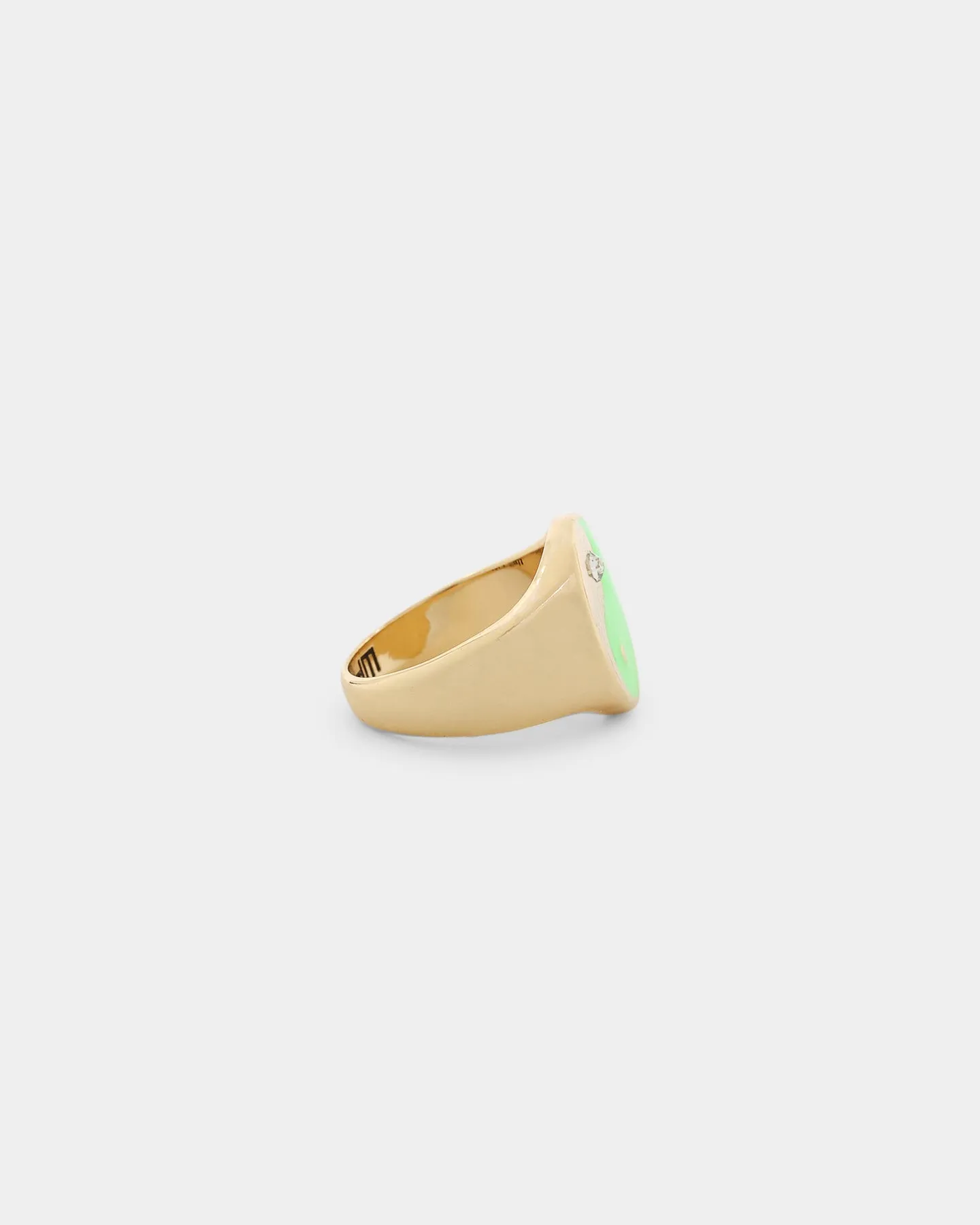 Wild For The Weekend Yin Yang Signet Ring (Medium) Gold
