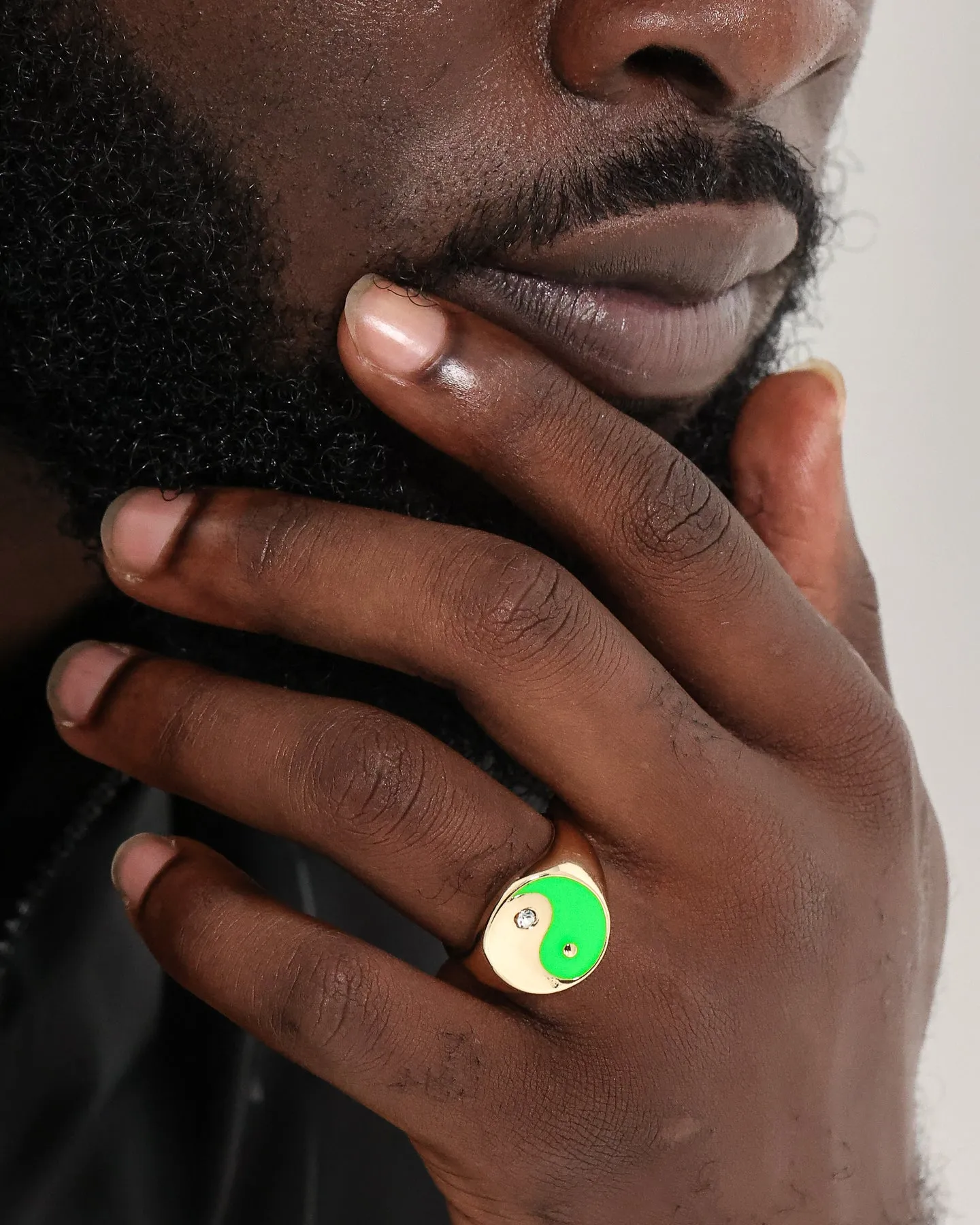 Wild For The Weekend Yin Yang Signet Ring (Medium) Gold